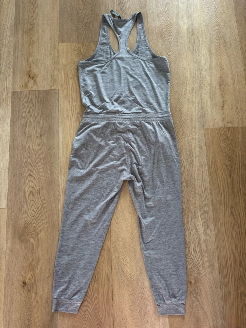 Vuori Lux Jumpsuit Gray Medium Racerback - Picture 2 of 6
